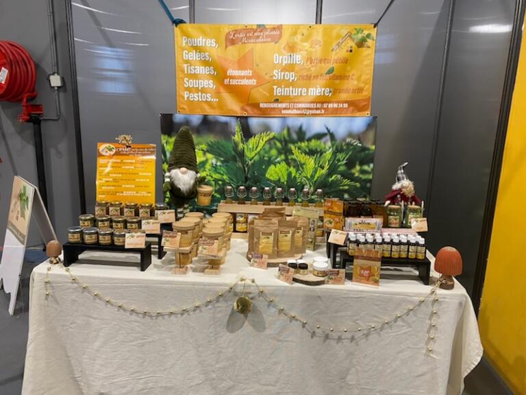Stand La Maison de l'Ortie sur un march&eacute;